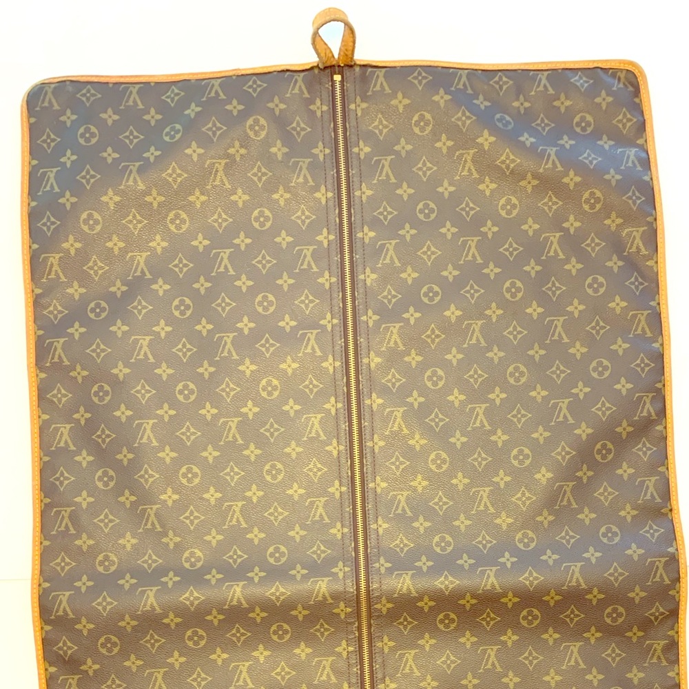 Louis Vuitton Cloth/Garment Cover
